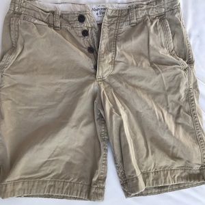 ABERCROMBIE & FITCH KHAKI 100% COTTON SHORTS 32
